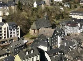 Hotel Alt Montjoie