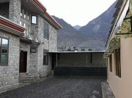 Gilgit Deosai Executive Guest House, hotell i Gilgit