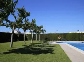 AT031 Comunidad con 2 piscinas, a 5 min a pie de la playa