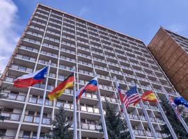 Hotel Krystal, hotel poblíž Letiště Václava Havla Praha - PRG, Praha