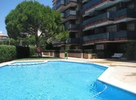 AT121 Con piscina y cerca de la playa