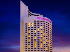 Crowne Plaza Istanbul Oryapark, an IHG Hotel โรงแรมที่Umraniyeในอิสตันบูล