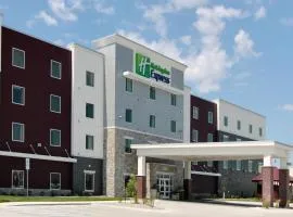Holiday Inn Express Fargo SW I94 Medical Center by IHG