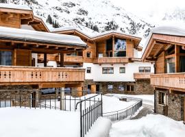 das Chaletdorf - Pitztal, rumah kotej di Sankt Leonhard im Pitztal