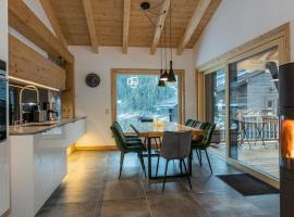 Chalet Glemmtal - Haus Bergblick, hotel in Viehhofen