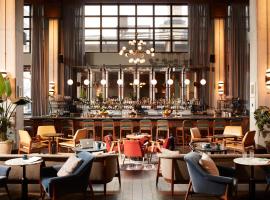 The Hoxton, Chicago, hotel near Soldier Field, Chicago