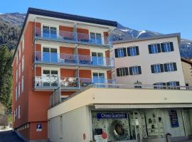 Chesa Quadrella jedes Zimmer mit Küchenzeile inklusive Bergbahnen im Sommer, viešbutis mieste Pontresina