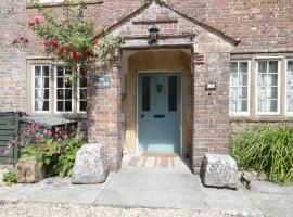 Mill House, holiday home in Dorchester