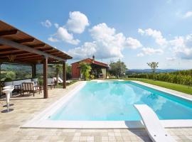 Holiday home with exclusive swimming pool in the Tuscan Maremma, hótel í Montemassi