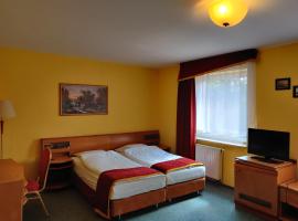 HOTEL ŻUŁAWY, hotel in Elblag