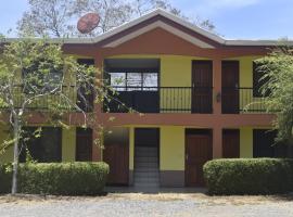 Hotel Santa Ana Liberia Airport, отель в Либерии