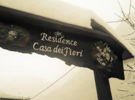 Residence Casa dei Fiori, готель у місті Аланья-Вальсезія