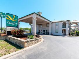 Quality Inn Three Rivers, hotel v destinaci Three Rivers