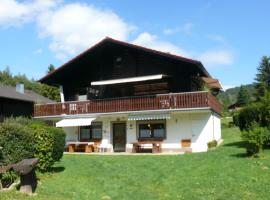 FeWo Falk 26 OG am See, beach hotel in Arrach