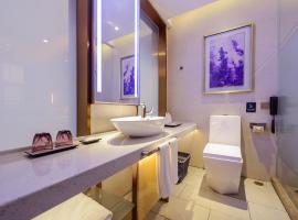 Lavande Hotel Chongqing Jiangbei Intemational Airport Teminal T3 Shop: Chongqing şehrinde bir otel