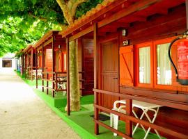 Camping Playa Canelas, family hotel sa Portonovo