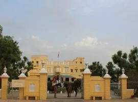 Roop Niwas Kothi, Near Mandawa