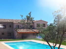 La Masia de Montpedrós, hotel in Peralada