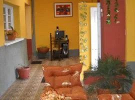 Hostal Isidoros - Terminal de Buses