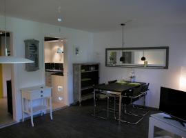 Joline private guest apartment just feel at home, pet-friendly hotel in Jens