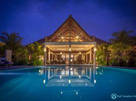Villa Lumba Lumba - When perfection isn't enough!, hotel com piscinas em Bubunan