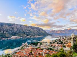 Old Town Homestel, hotell i Kotor