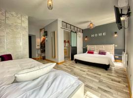 Hôtel Le P'tit Monde – hotel w mieście Montignac