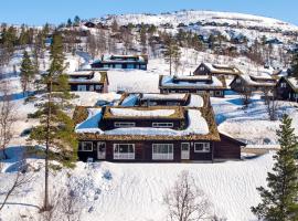 Three-Bedroom Holiday Cottage, ski resort in Tjørhom