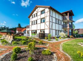 Pensjonat Kupperówka- Stadnina Koni Kolano, hotel blizu znamenitosti Wieżyca Ski Lift, Szymbark