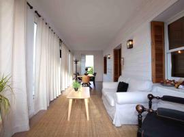 Deluxe and luminous apartment front of the sea, hotell i Capbreton