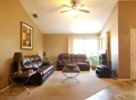 Quiet Neighborhood off La Canada, hotel en Tucson