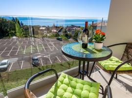 Rona Studio Apartment Tena, hotel u gradu Lovran