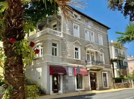 Villa Sokol Apartments Opatija center