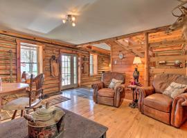 Spacious Mtn Cabin on 7 Private Acres in Athol!, hotel barato en Athol