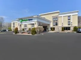 Holiday Inn Express Painted Post by IHG