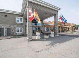 Econo Lodge Inn & Suites, hotel with parking in Montmagny