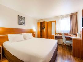 Comfort Hotel Aeroport Lyon St Exupery, hotel berdekatan Lapangan Terbang Lyon - Saint Exupery - LYS, 