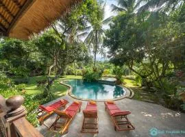 Wonderful luxury hideaway surrounded by nature!