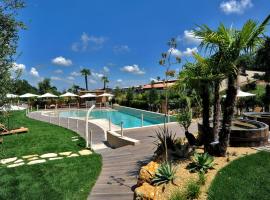 Relais Bellaria Hotel & Congressi、ボローニャのホットタブ付きホテル