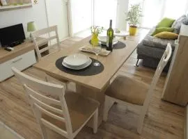 Apartment near center,beach,bus +free parking