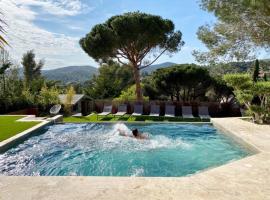 HomeStay Bormes, hotel with jacuzzis in Bormes-les-Mimosas