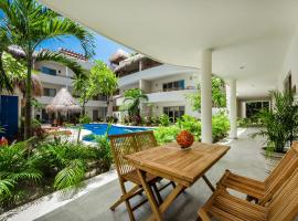 Poolside Bliss Private Terraces with Jacuzzi