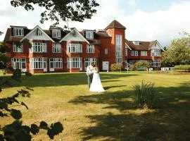 Grovefield House Hotel By Uno