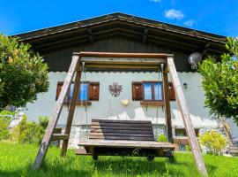 Ferienhaus Ötztal-Lodge, hotelli kohteessa Sautens