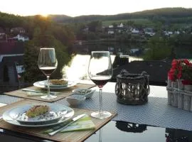 Exklusive Ferienwohnung 'Agger-Blick' mit großer Seeblick-Terrasse & Sauna
