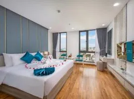 Calix Hotel Da Nang Beach