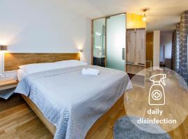 Hotel Wolf, hotel in Prague