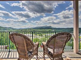 2 Mi to Attractions Pigeon Forge Condo