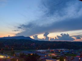 Pigeon Forge Condo Less Than 2 Mi to Attractions!, spaahotell sihtkohas Pigeon Forge
