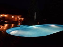 Americana BarDK s.r.o., hotel in Hajnice